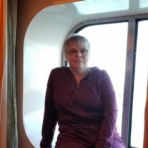 Meet your Posher, Jacqueline